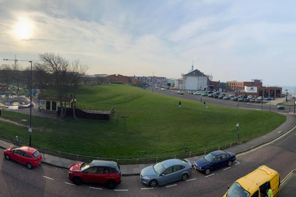 Hightide Seaside Apartment With Beach & Spanish City Views Whitley Bay Eksteriør bilde